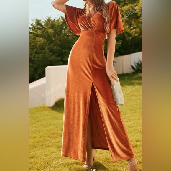 NWT SBetro Orange Velvet Maxi Dress Size Medium - Picture 1 of 9